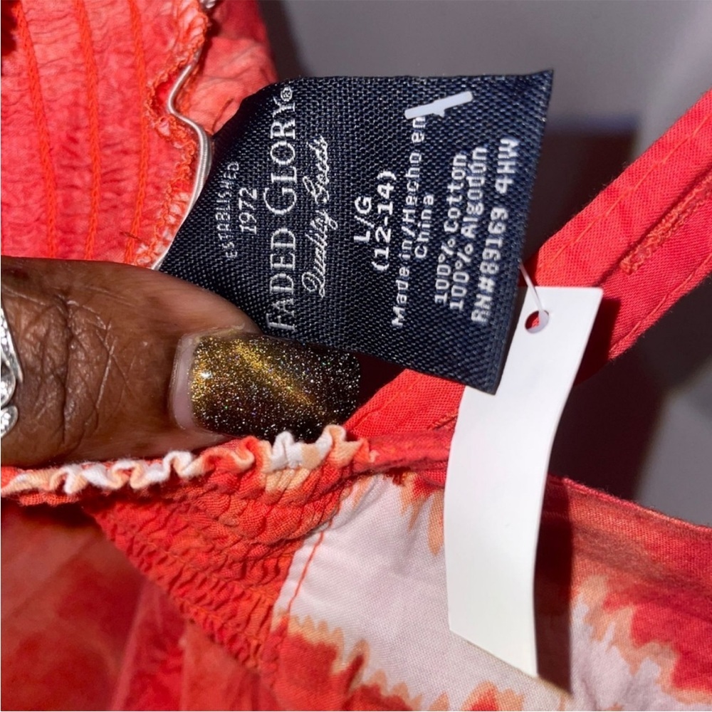 Dress - Picture 3 of 3